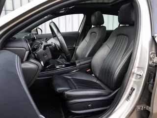 Mercedes-Benz A-Klasse Mercedes-Benz A-Klasse 250 4MATIC Premium Plus (225PK) 1e-Eig, Dealer-Onderh, 12-Mnd-BOVAG, NL-Auto. - afbeelding nr 10