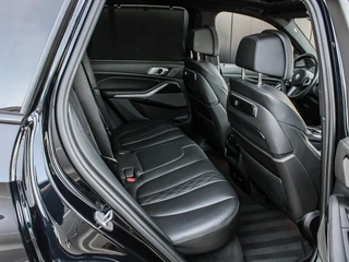 BMW X5 BMW X5 xDrive50e 490PK High Executive M-Sport | DRIVING ASSISTANT PRO | HEADUP | PANO | SKYLOUNGE | HARMAN EN KARDON | - afbeelding nr 125
