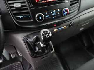 Ford Transit Custom Ford Transit Custom 2.0TDCI Kombi 9-Persoons | Personenbus | Kombi | Airco | 3-3-3 Stoelopstelling - afbeelding nr 15
