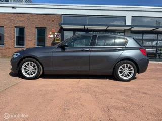 BMW 1 Serie BMW 118i High Executive Navigatie Leder Camera PDC Ned. auto - afbeelding nr 2