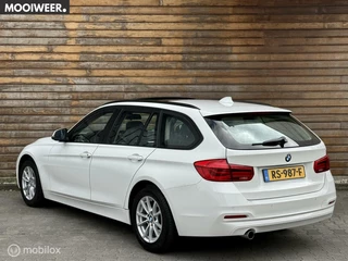 BMW 3 Serie BMW 3-serie Touring 318i LCI | Pano | Automaat | Cruise - afbeelding nr 2