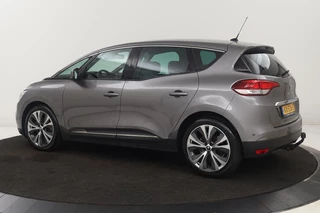 Renault Scénic Renault Scénic 1.2 TCe Intens | Trekhaak | Massage | Keyless |  Navigatie | Half leder | Camera | Climate control | Dodehoek detectie | Park Assist - afbeelding nr 2