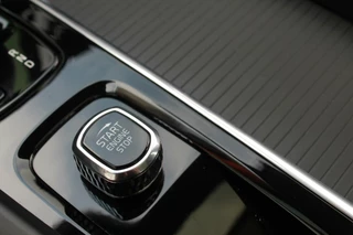 Volvo XC60 Volvo XC60 T6 Recharge AWD Inscription Exclusive | Panoramadak | Leder | Stoelverwarming | Parkeercamera | Keyless - afbeelding nr 34