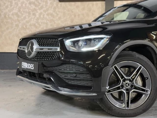 Mercedes-Benz GLC Mercedes-Benz GLC-klasse Coupé 300e 4MATIC Business Solution AMG | sfeerverlichting | keyless | Camera | DAB - afbeelding nr 3