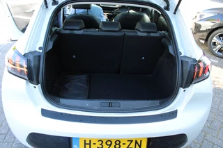 Peugeot 208 Peugeot 208 1.2 PureTech Allure Carplay/Pano 