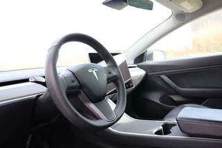 Tesla Model 3 Tesla Model 3 Long Range AWD 75 kWh black&white chrome delete uitstraling! autopilot dual motor stoelverwarming v+a panodak - afbeelding nr 25