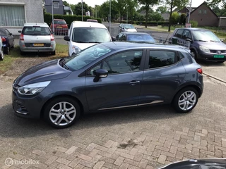 Renault Clio - 24988039-0