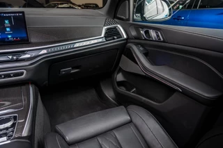 BMW X5 BMW X5 xDrive50e Hybrid M-Sport | Pano Skylounge | HUD | 360 | Brooklyn Grau - afbeelding nr 47