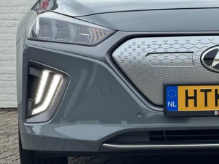 Hyundai IONIQ Hyundai IONIQ Premium EV 38 kWh Adaptive cruise control Climate control Stoel- en stuurverwarming Achterbankverwarming Snelladen - afbeelding nr 23