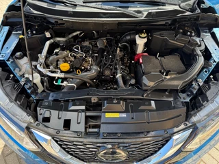Nissan QASHQAI Nissan QASHQAI 1.3 DIG-T 140pk N-CONNECTA CARPLAY/PANODAK/360CAMERA/1e EIG/NL-AUTO - afbeelding nr 43