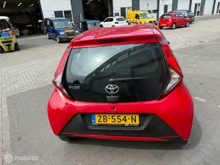 Toyota Aygo Toyota Aygo 1.0 VVT-i x 2019! - afbeelding nr 2