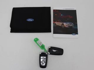 Ford Mustang Mach-E Ford Mustang Mach-E RWD 75 kWh | Leder | Stoelverwarming |  Adaptive cruise | 360 camera | Adaptive cruise | B&O Sound | Stuurverwarming | Full LED - afbeelding nr 13