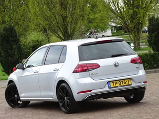 Volkswagen Golf Volkswagen Golf 1.6 TDI Highline RNS R-line / 2017 / LED - afbeelding nr 9