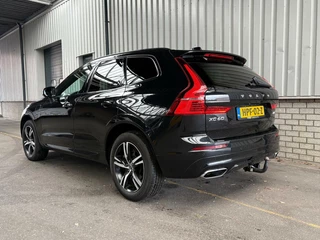 Volvo XC60 Volvo XC60 2.0 T8 TE AWD R-Design|Massage|HUD|Pano|B&W|Trekhaak - afbeelding nr 4