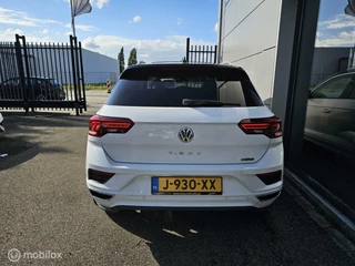 Volkswagen T-Roc Volkswagen T-Roc 2.0 TSI 4Motion R-Line Panorama/Virtual/Blindspot - afbeelding nr 11