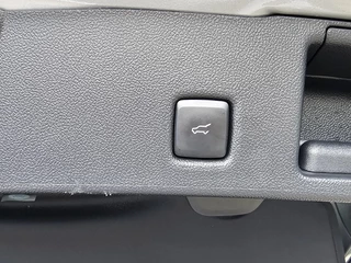 Ford Kuga Ford Kuga 2.5 PHEV Titanium X 225pk | Winterpack | Elek. Achterklep | B&O Play | Half Leder | Michelin Cross Climate | 1.500kg Trekgewicht - afbeelding nr 12