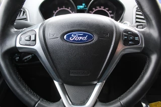 Ford EcoSport Climate control , Cruise control , Bluetooth , Stoelverwarming Hoge zit, Voorruitverwarming - afbeelding nr 15