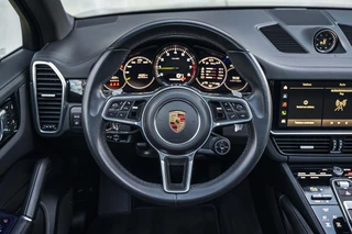 Porsche Cayenne Porsche Cayenne 3.0 E-Hybrid SportDesign Massage PPF 360cam - afbeelding nr 40