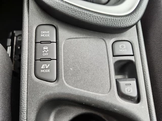 Toyota Yaris Cross Toyota Yaris Cross 1.5 Hybrid First Edition | Navi | Keyless Start & Entry | Androi - afbeelding nr 21