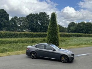 Alfa Romeo Giulia Alfa Romeo Giulia 2.0T Q4 Veloce, 19 inch, Performance!! - afbeelding nr 26