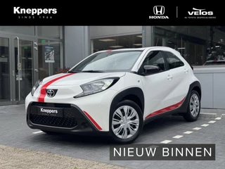 Toyota Aygo Toyota Aygo X 1.0 VVT-i MT Play + Red Pack Apple/Android, Cruise, Voorstoelen verwarmd , All-in Rijklaarprijs - afbeelding nr 1
