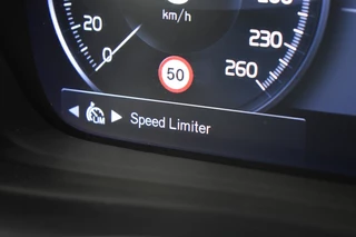 Volvo XC40 Volvo XC40 T2 129pk Aut. Business Pro | Trekhaak | 19