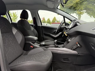 Peugeot 2008 Peugeot 2008 1.2 PureTech Blue Lion Navi, Airco,Cruise,Dealer Onderhouden,Pdc,Lm Velgen,Apk tot 12-2025 - afbeelding nr 7
