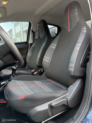 Peugeot 108 Peugeot 108 1.0 e-VTi Allure CARPLAY / Camera - afbeelding nr 12