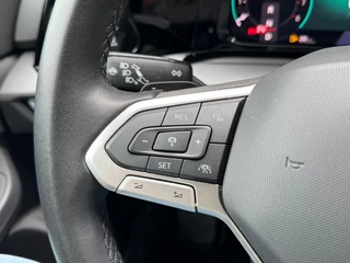 Volkswagen Golf Volkswagen Golf 1.5 eTSI 150 pk DSG Style - Navi - camera - apple/android - stoe - afbeelding nr 16