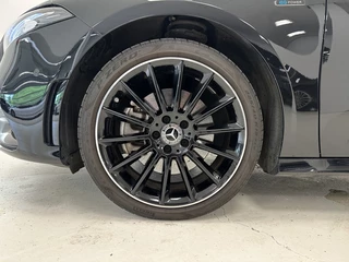 Mercedes-Benz A-Klasse Mercedes-Benz A-Klasse 250 e Premium Plus | Burmester | 360 camera | Memory stoelen | - afbeelding nr 8