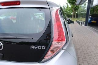 Toyota Aygo Toyota Aygo 1.0 VVT-I X-Now 5drs. Airco, LIM Cruise - afbeelding nr 17