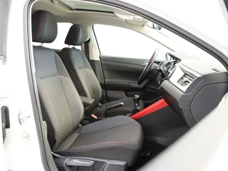 Volkswagen Polo Volkswagen Polo 1.0 TSI Highline Business R | Panoramadak | Parkeersensoren | - afbeelding nr 19