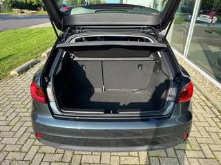 Audi A1 Sportback App Connect | Parkeersensoren v+a - afbeelding nr 13