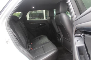 Land Rover Range Rover Evoque Land Rover Range Rover Evoque 2.0 P200 AWD R-Dynamic SE / Camera / Leder / 18'' / Apple CarPlay / Getint glas / Cruise Control - afbeelding nr 12