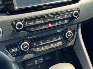 Kia Niro Kia Niro 1.6 GDI H. Execut.L Airco Leder Trekhaak Carplay Navi Adap Cruise - afbeelding nr 25