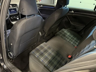 Volkswagen Golf Volkswagen Golf 1.4 TSI GTE | Camera | Park Pilot | Stoelverwarming - afbeelding nr 9