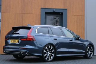 Volvo V60 Volvo V60 2.0 D4 Inscription | Pano | Trekhaak | Zeer netjes - afbeelding nr 3