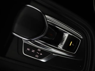 Renault Captur Renault Captur 1.6 E-Tech Plug-in Hybrid 160 Intens |  Adaptive cruise | Stuurverwarming | Carplay | Full LED | Keyless | Navigatie | Parkeerhulp - afbeelding nr 17