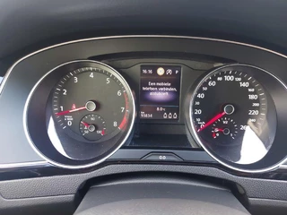 Volkswagen Passat Volkswagen Passat Variant 1.5 TSI Comfort Business Automaat, airco,cruise,wegklapbare trekhaak,navigatie,parkeersensoren, - afbeelding nr 19