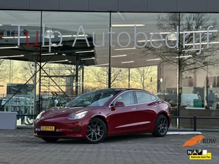 Tesla Model 3 - 474548658-0