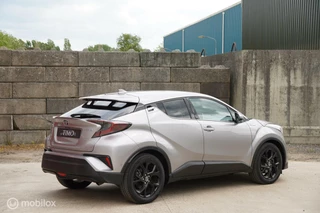Toyota C-HR Toyota C-HR 1.8 Hybrid Style Plus, Leren Bekleding - afbeelding nr 2