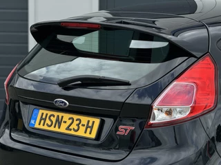 Ford Fiesta Ford Fiesta 1.6 ST1 2015 / 183PK+ / Led / Luxe / ST-Line - afbeelding nr 9