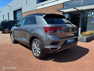 Volkswagen T-Roc Volkswagen T-Roc 1.5 TSI Sport | Pano | Trekhaak | Stoelverwarm - afbeelding nr 3