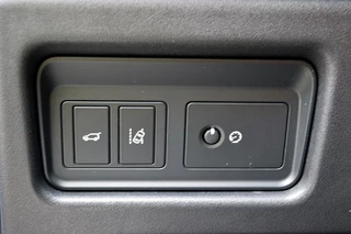 Land Rover Discovery Sport Rijklaarprijs-Garantie Panorama dak Leder navigatie Xenon 1e Eigenaar - afbeelding nr 29