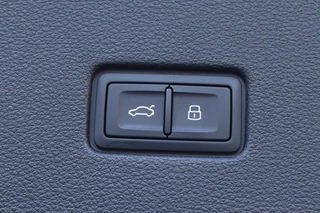 Audi Q8 Laser-Matrix/Pano/4wiel/B&O/360/RS-stoel/Design Red/Luchtvering/Keyless/Head-up/Trekhaak - afbeelding nr 39
