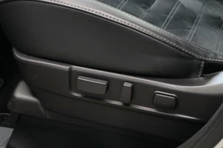 Mitsubishi Outlander Mitsubishi Outlander 2.4 PHEV Intense AWD Trekhaak AppleCarplay Leder/Alcantara Pdc Chroom Lmv 108000KM BJ2020 - afbeelding nr 15