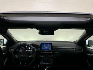 Ford Focus Ford Focus 1.5 EcoBoost ST Line Pano ACC CarPlay Winterpack - afbeelding nr 29