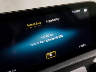 Mercedes-Benz A-Klasse 218Pk Automaat (SCHUIFDAK, APPLE CARPLAY, SFEERVERLICHTING, MEMORY SEATS, CAMERA, BURMESTER, LEDER/ALCANTARA, ADAPTIVE CRUISE, GETINT GLAS, NIEUWSTAT) - afbeelding nr 31