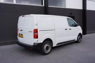 Toyota ProAce Toyota ProAce Worker 2.0 D-4D 145PK EURO 6 - Airco - Navi - Cruise - € 14.900,- Excl. - afbeelding nr 2