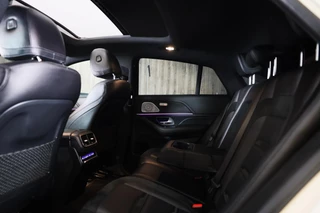 Mercedes-Benz GLE Mercedes-Benz GLE-klasse Coupé AMG 53 4MATIC+ / Acc / LUCHTVERING / Memory / Burmester / Head Up / Softclose / Pano / 360 Camera - afbeelding nr 16